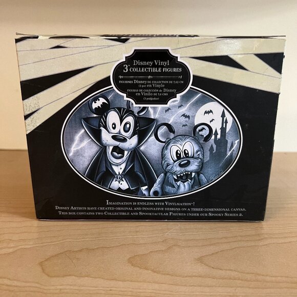 New in Box Disney Vinylmation Spooky Series 2 Goofy Vampire Pluto Werewolf NWT - Picture 3 of 8
